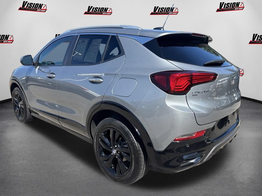 Used 2024 Buick Encore GX Sport Touring w/ Advanced Technology Package AWD/4WD image 10