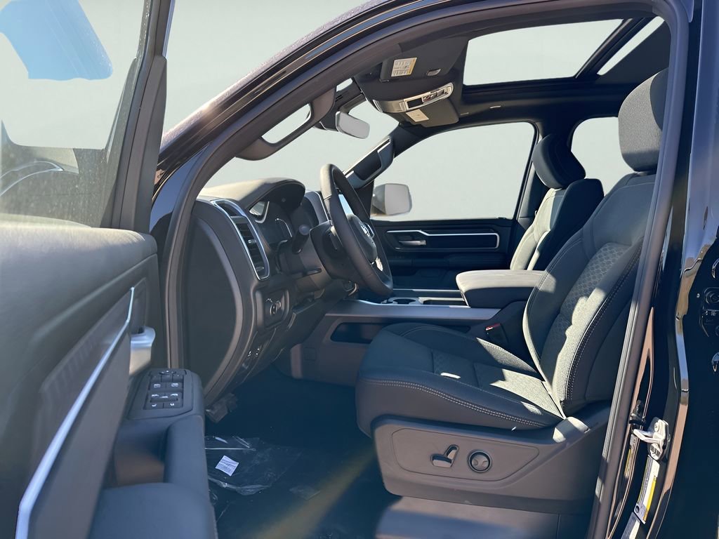 New 2026 RAM 1500 Big Horn AWD/4WD image 21