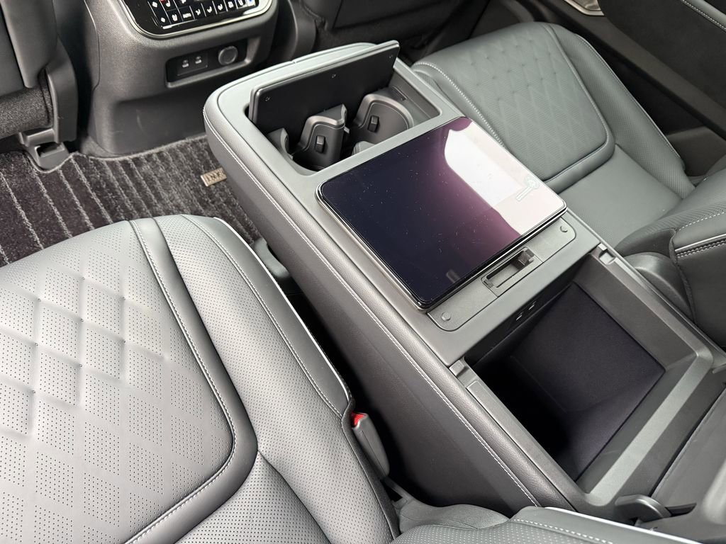 New 2026 INFINITI QX80 Autograph image 13