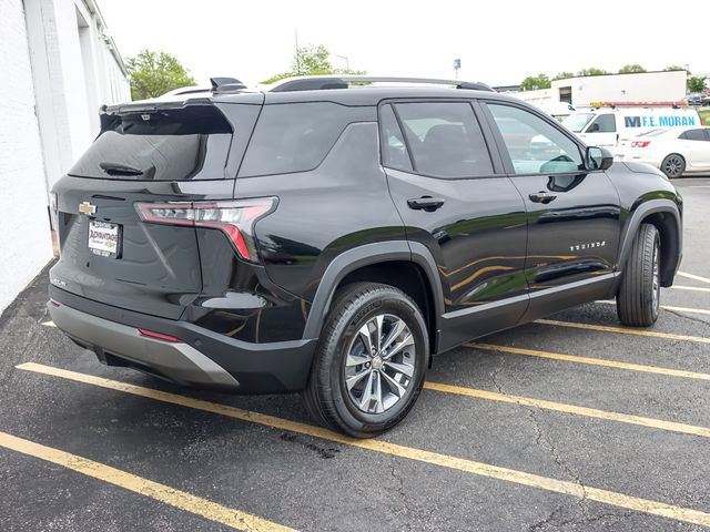 New 2026 Chevrolet Equinox LT w/ Convenience Package II AWD/4WD image 6