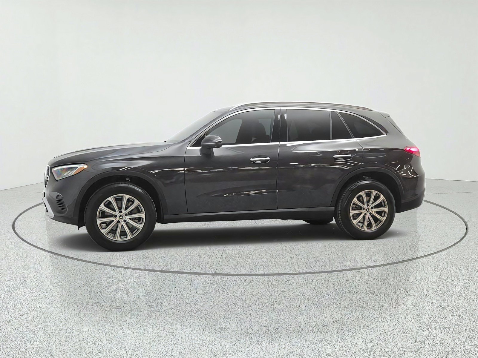 Certified 2026 Mercedes-Benz GLC 300 image 8