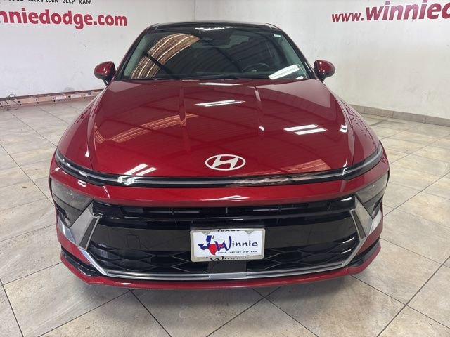 Used 2024 Hyundai Sonata SEL w/ Convenience Package FWD image 2