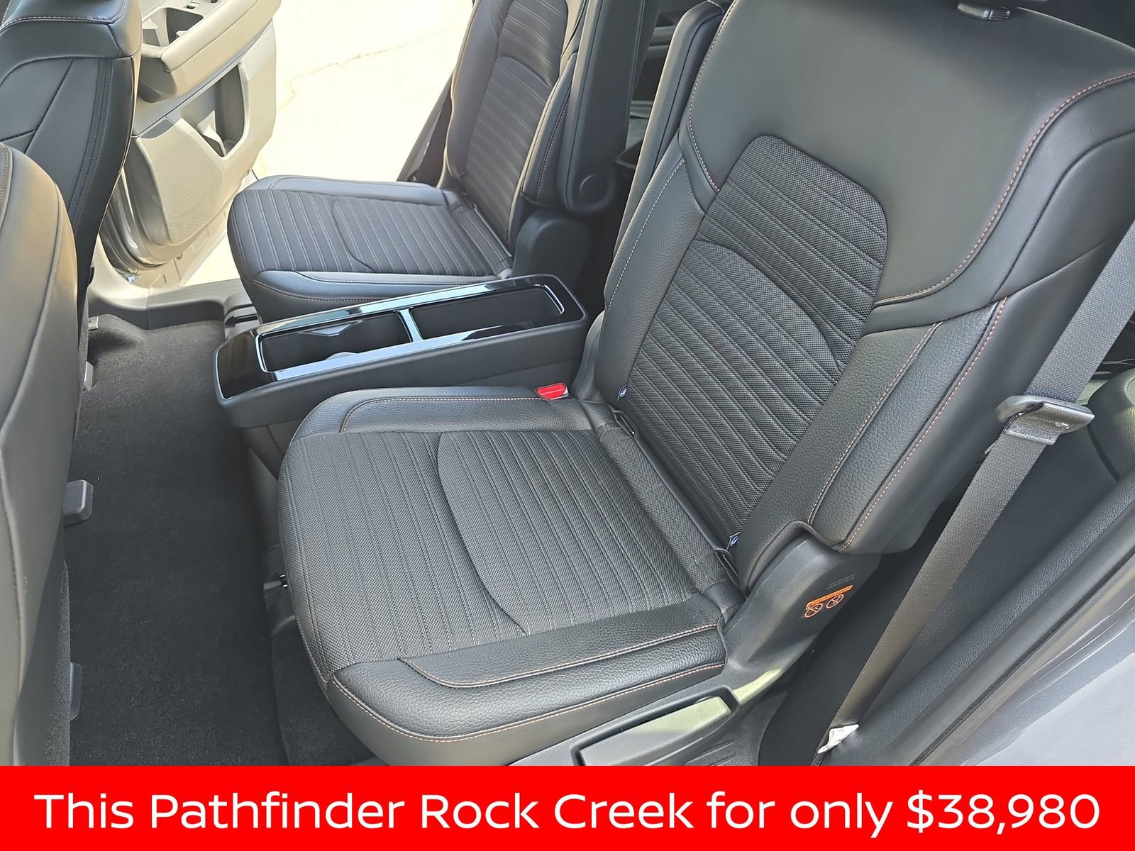 Used 2025 Nissan Pathfinder Rock Creek image 22