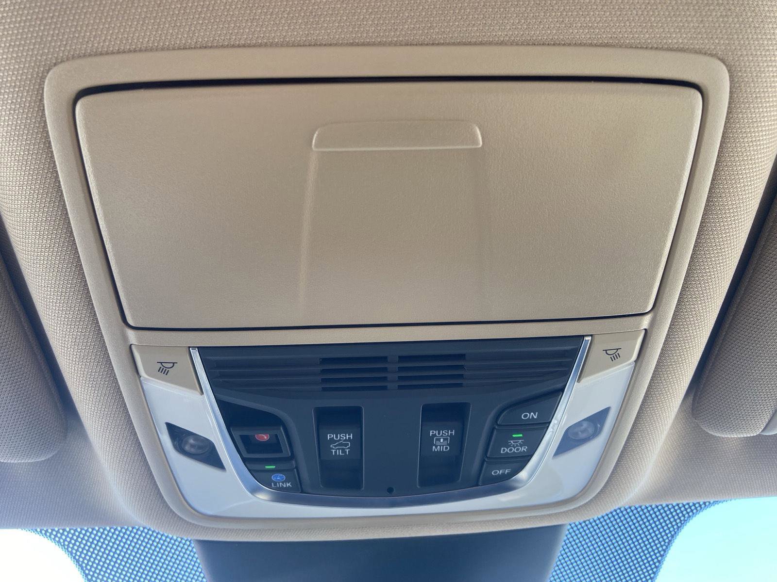 Used 2023 Acura MDX SH-AWD w/ Technology Package image 55