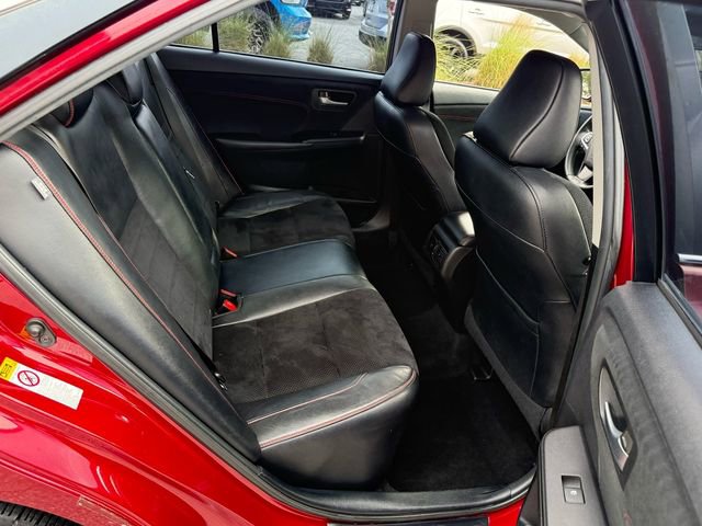 Used 2015 Toyota Camry XSE image 17