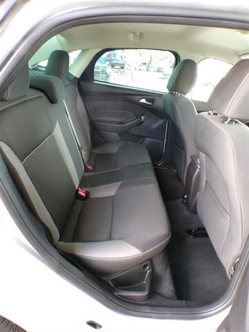 Used 2014 Ford Focus SE FWD image 21