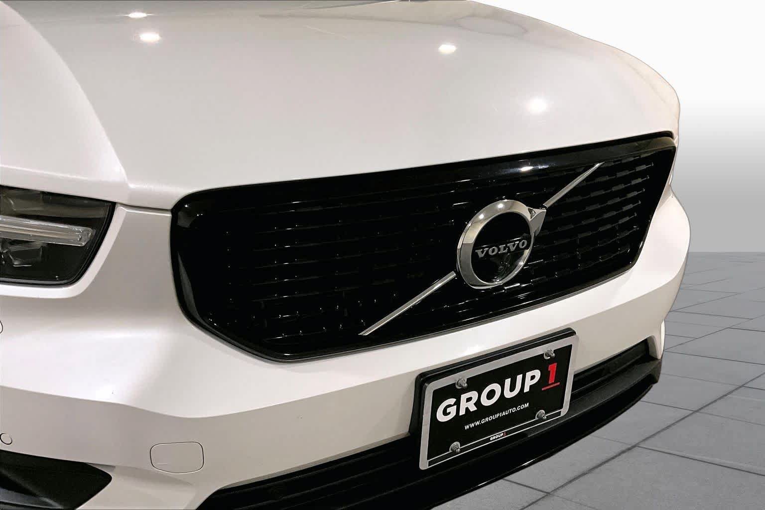 Used 2021 Volvo XC40 T5 R-Design w/ Advanced Package AWD/4WD image 31