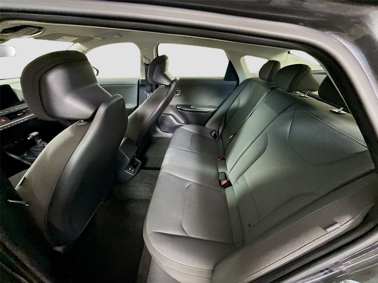 Used 2025 Kia K4 FWD image 15