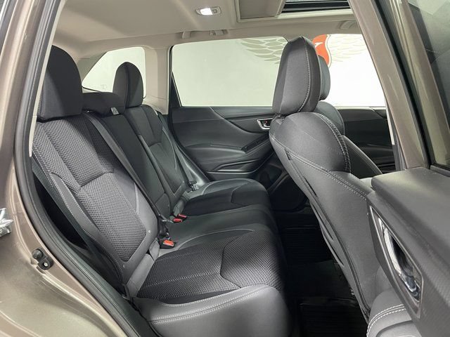 Used 2024 Subaru Forester Premium AWD/4WD image 22