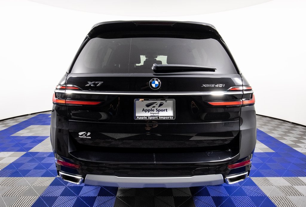Used 2024 BMW X7 xDrive40i image 6