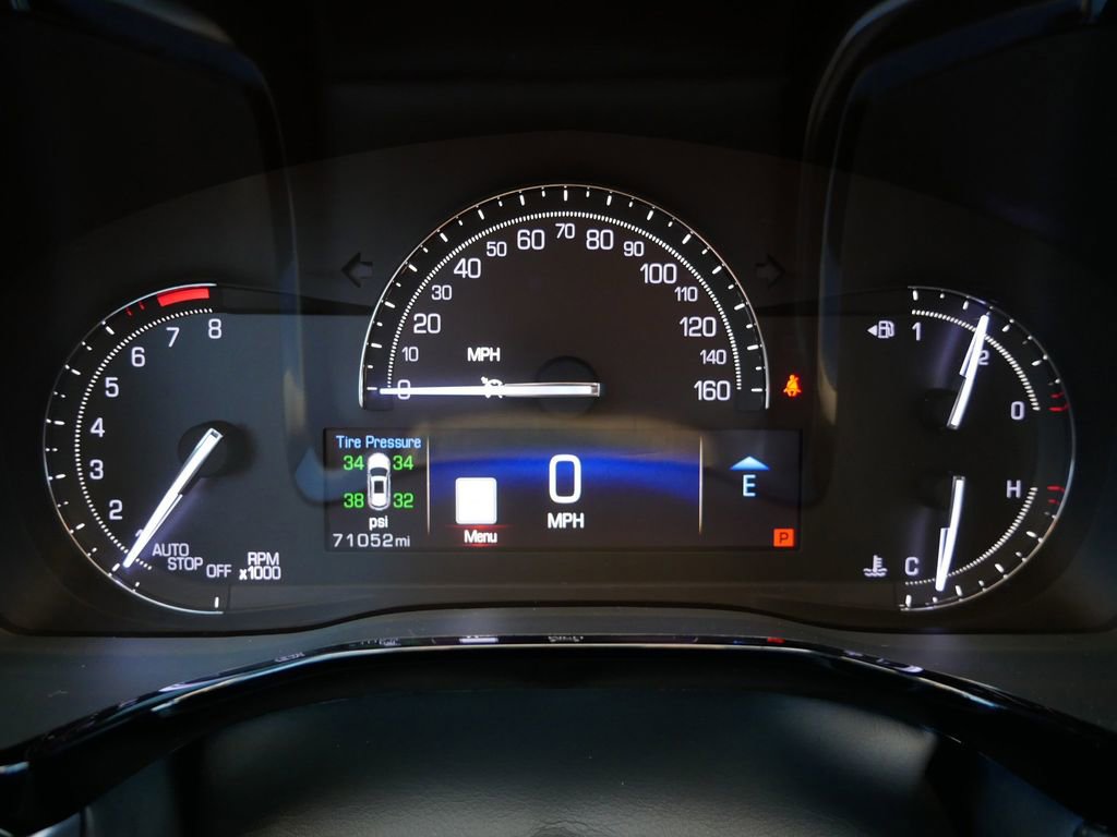 Used 2017 Cadillac XT5 Premium Luxury AWD/4WD image 29