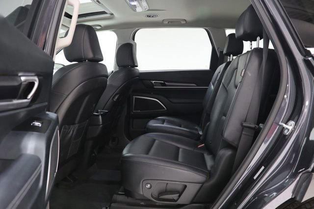 Used 2025 Kia Telluride S AWD/4WD image 33