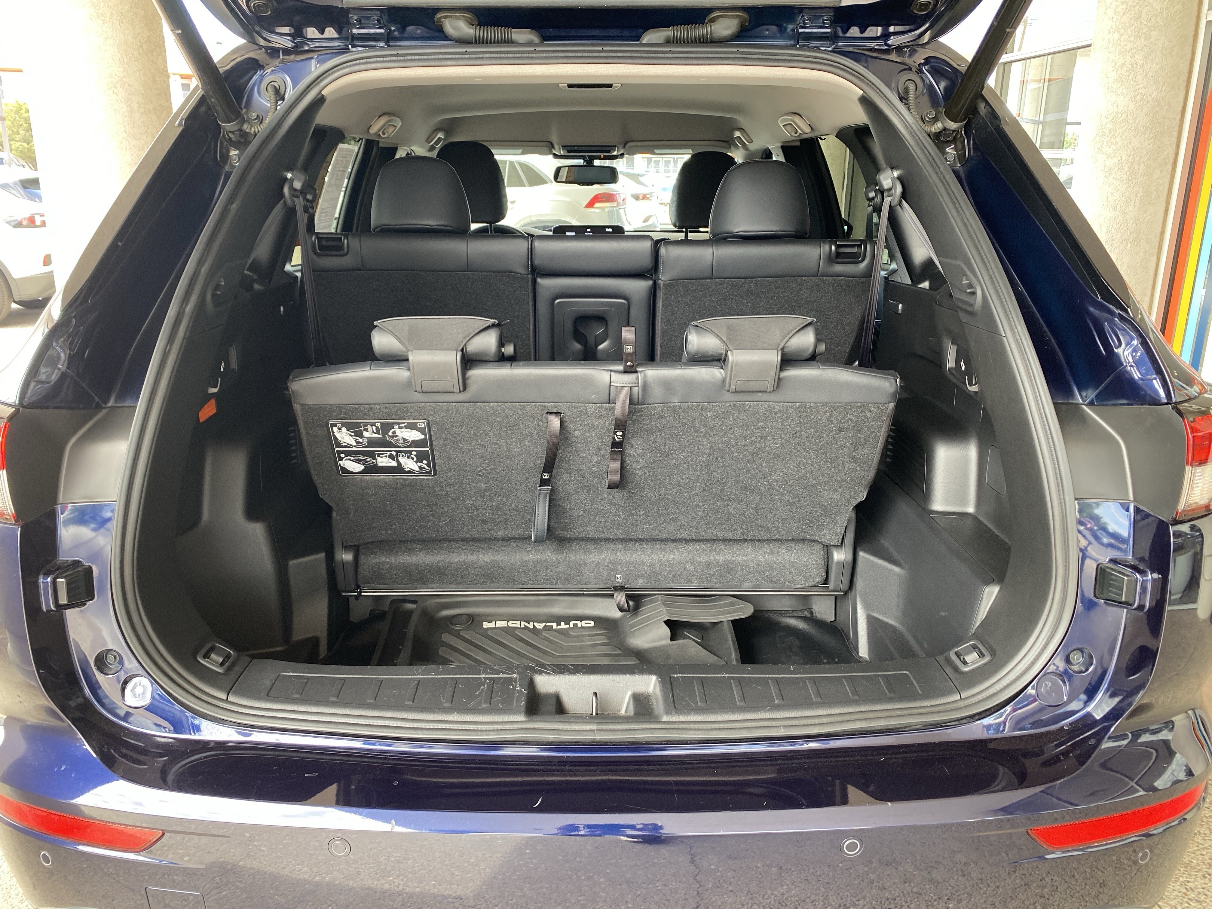 Used 2024 Mitsubishi Outlander SEL AWD/4WD image 16