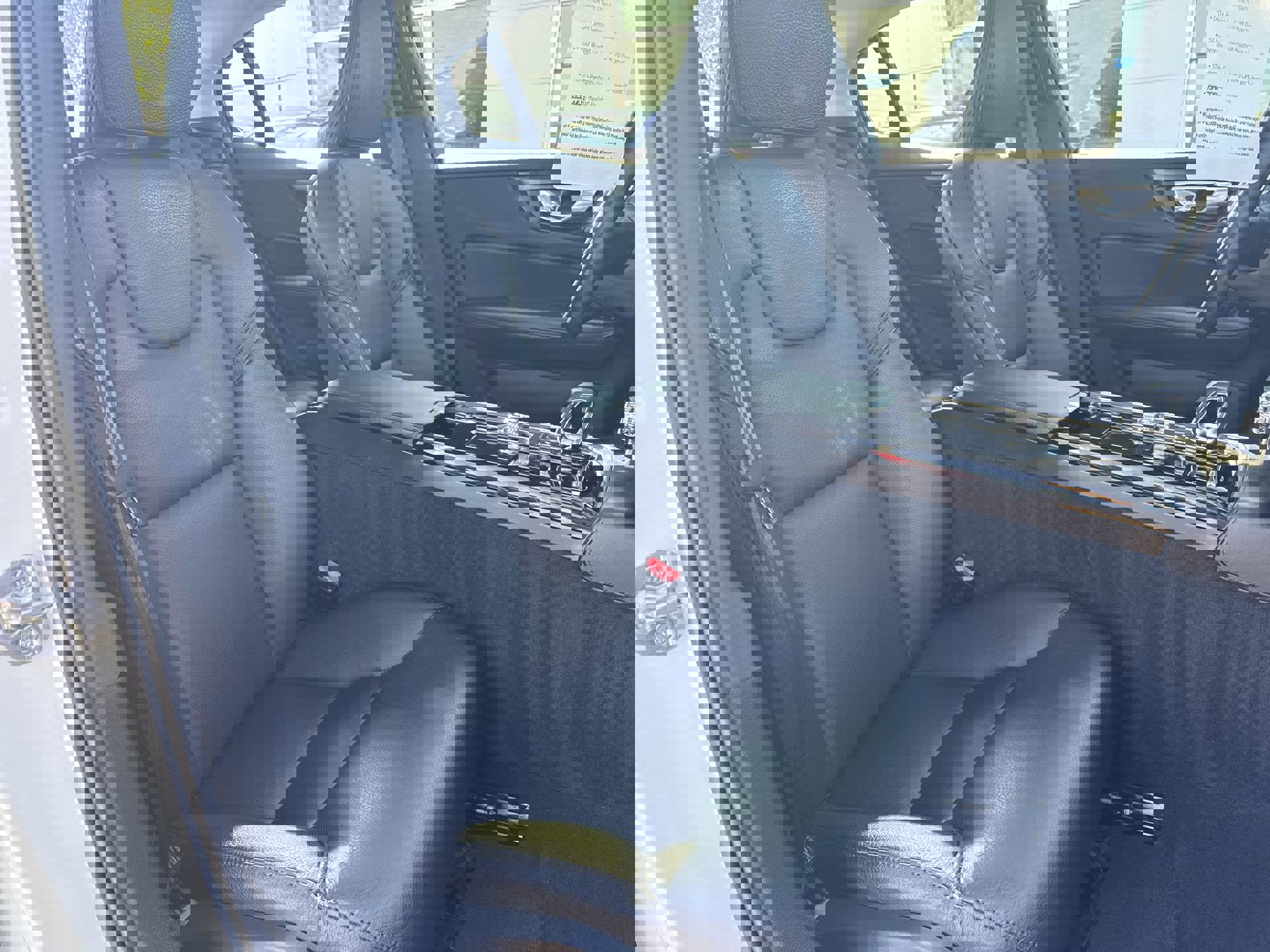 Used 2024 Volvo S60 T8 Plus w/ Climate Package image 27