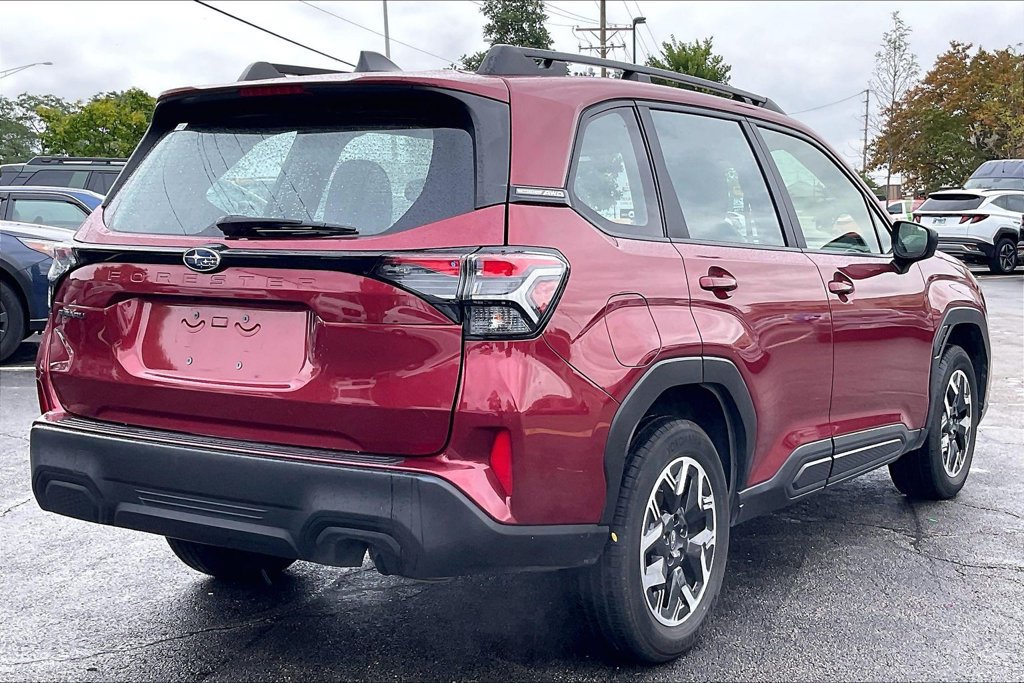 Certified 2025 Subaru Forester AWD/4WD image 17