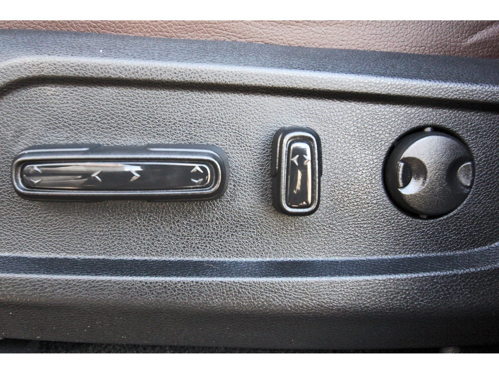 Used 2024 Honda Pilot Elite image 34