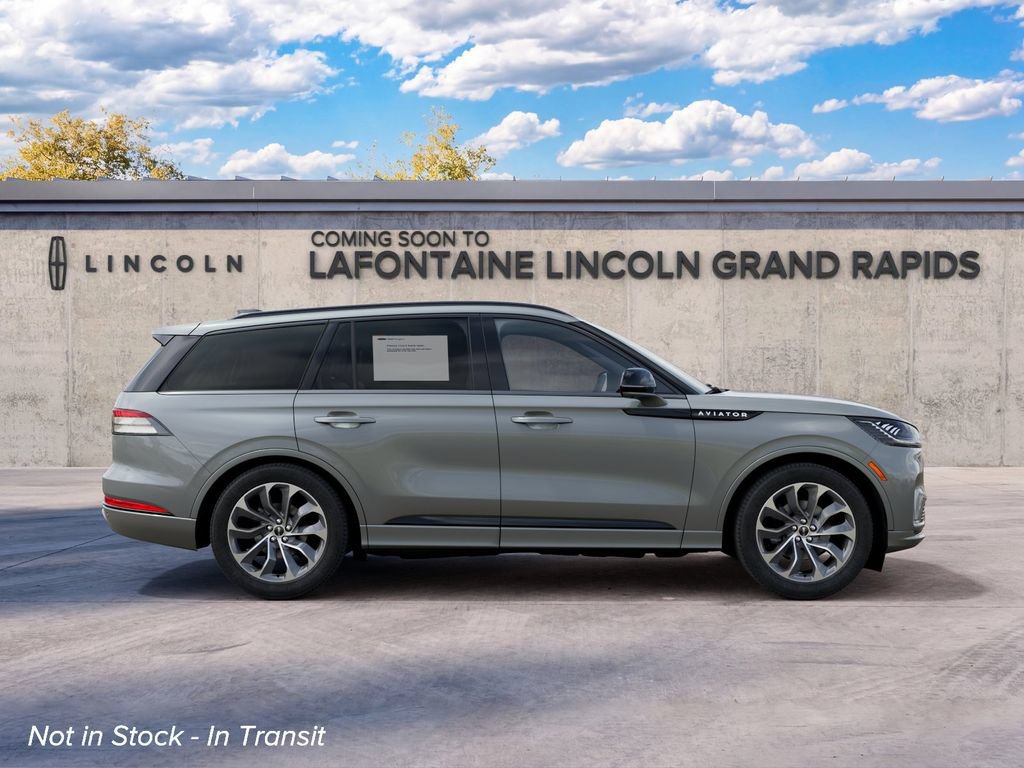 New 2027 Lincoln Aviator AWD w/ Jet Appearance Package image 5