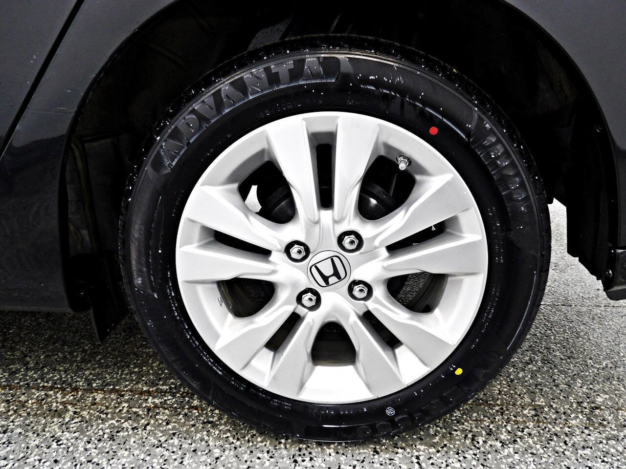 Used 2014 Honda Insight EX image 18