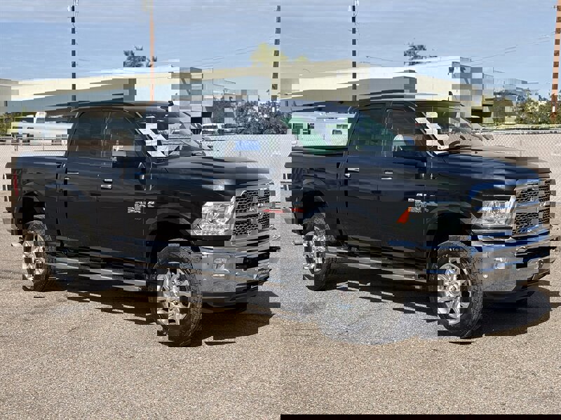 Used 2016 RAM 2500 Laramie image 2