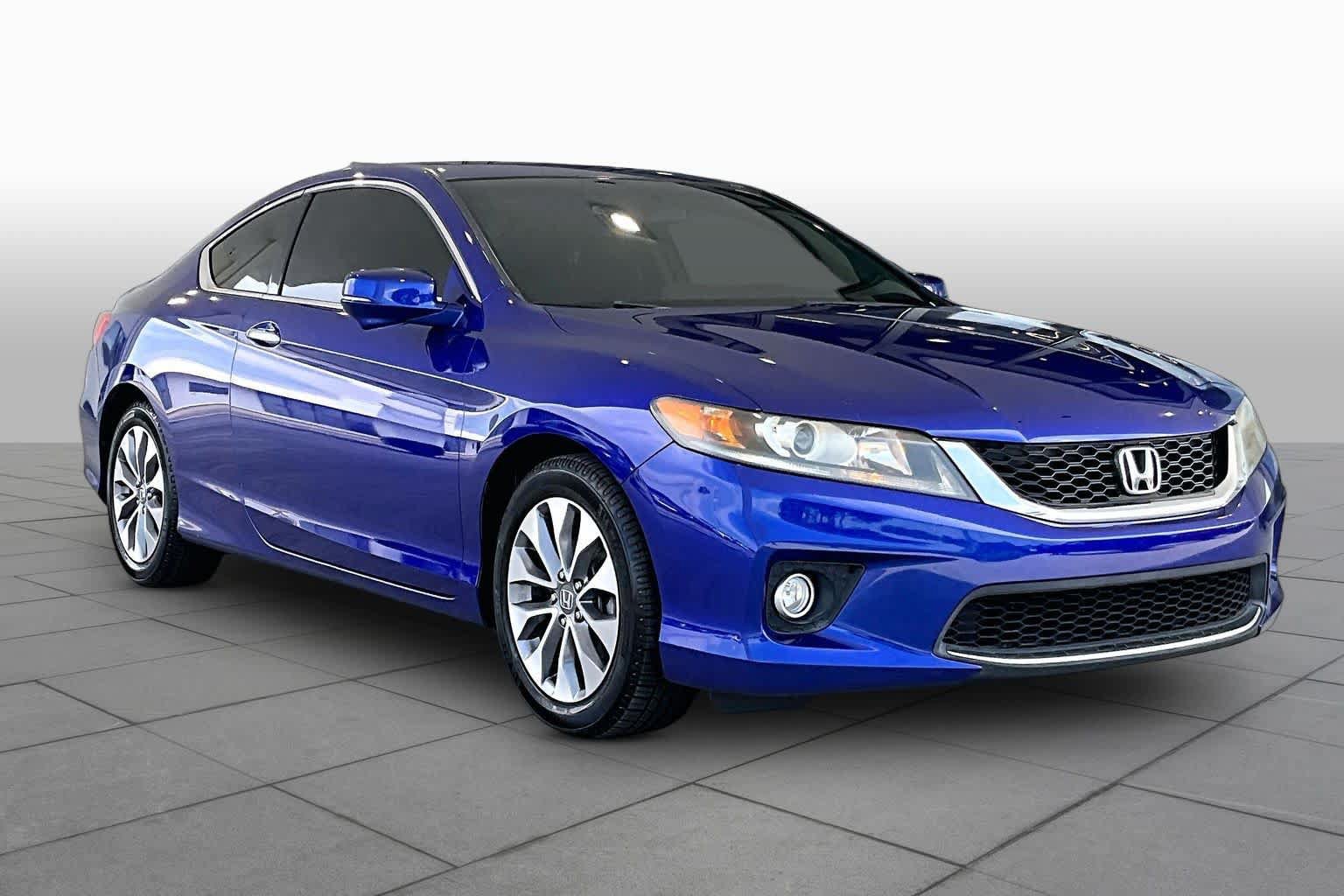 Used 2015 Honda Accord EX image 2