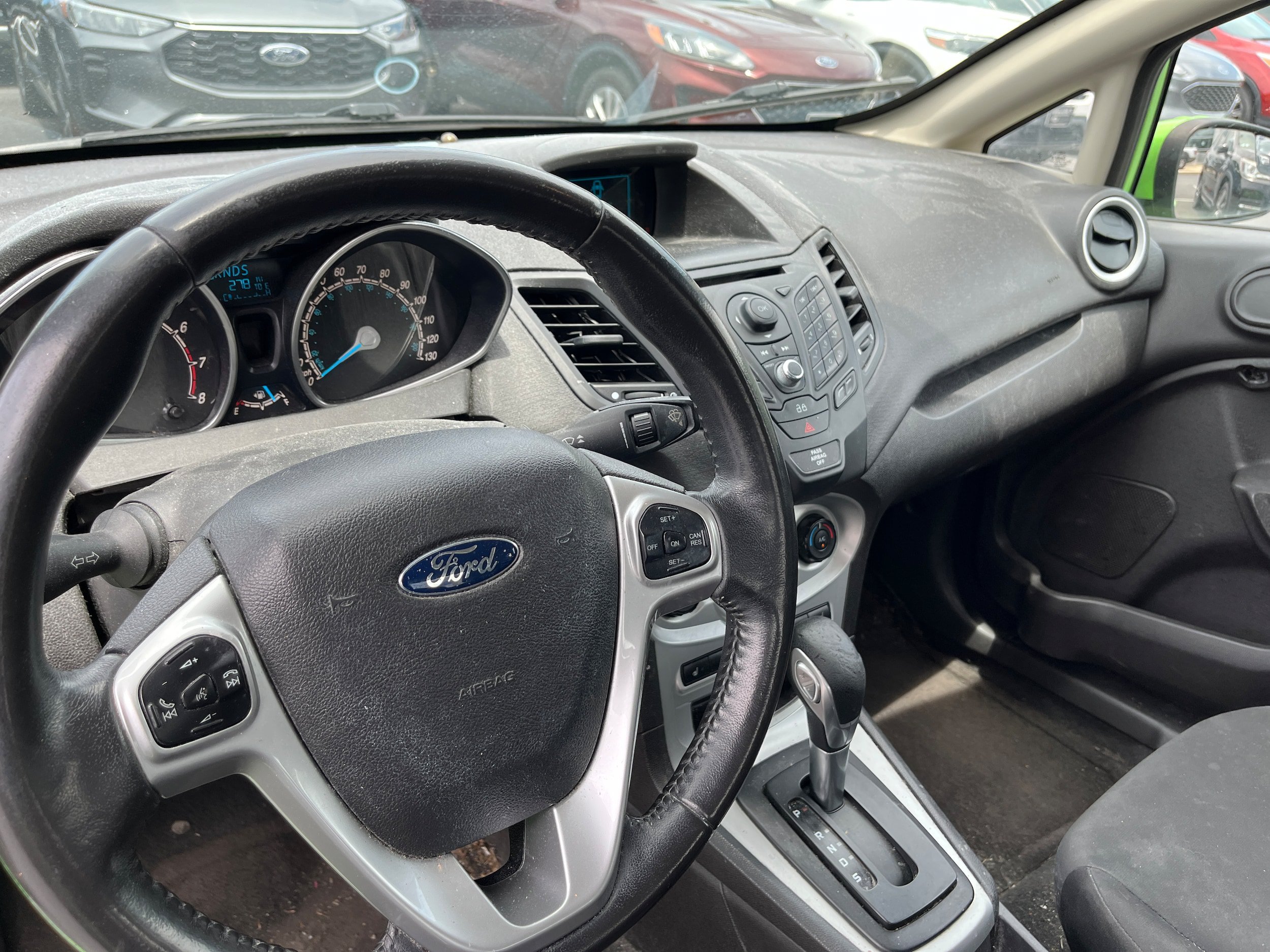 Used 2015 Ford Fiesta SE w/ Comfort Package FWD image 9
