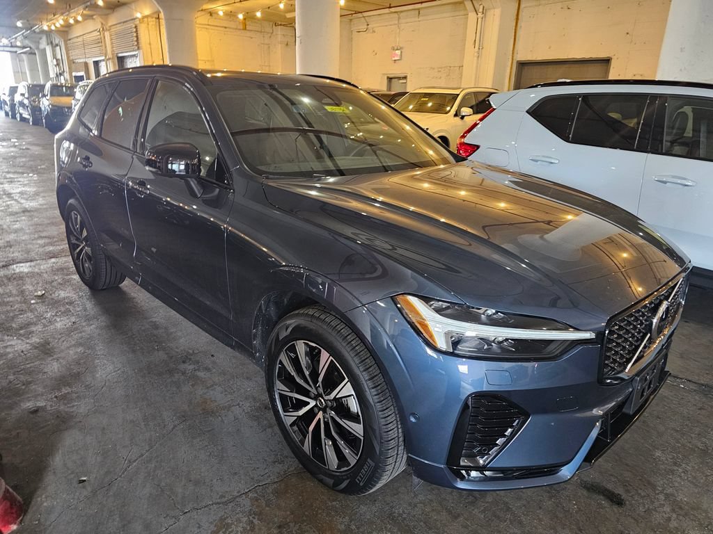 Certified 2024 Volvo XC60 B5 Plus w/ Climate Package AWD/4WD image 5