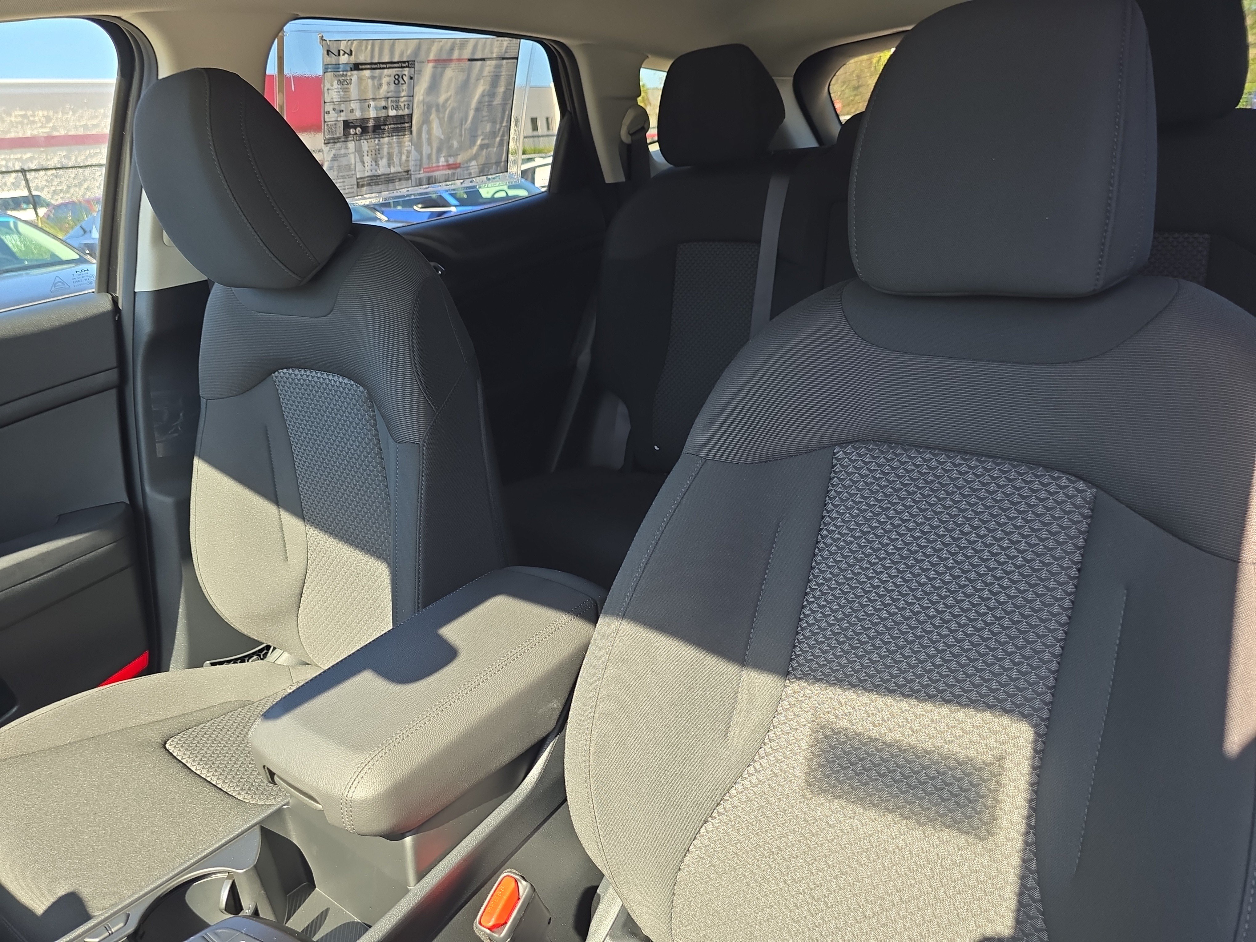 New 2027 Kia Sportage LX FWD image 21