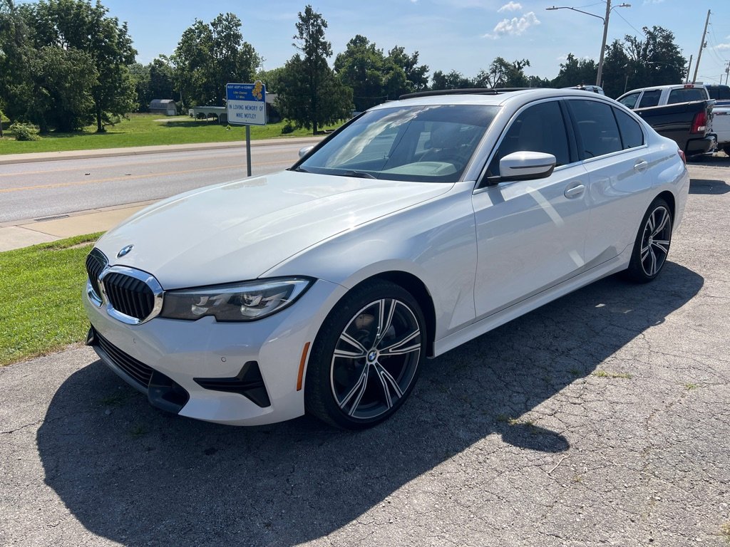 Used 2020 BMW 330i Sedan image 3