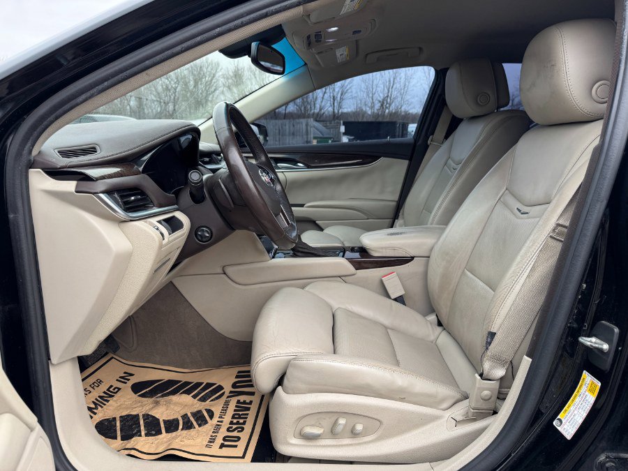 Used 2013 Cadillac XTS Luxury image 15