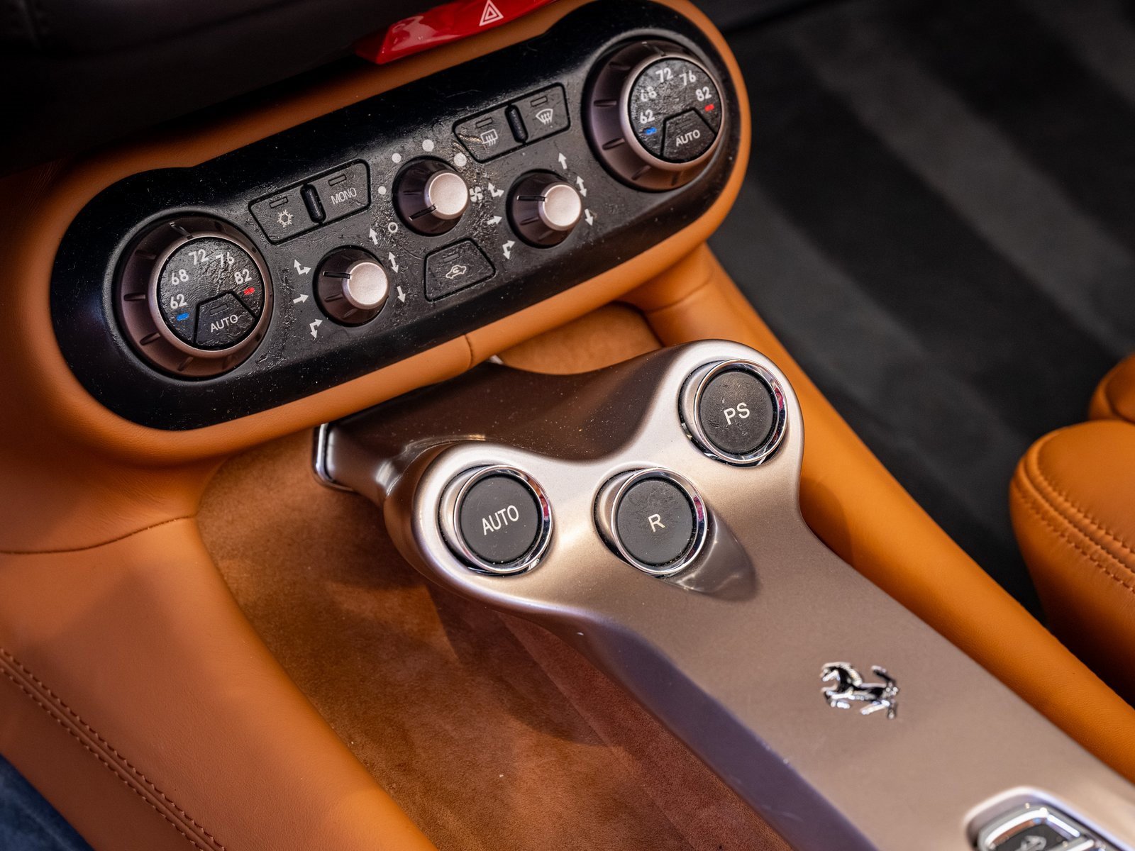 Used 2012 Ferrari California image 17