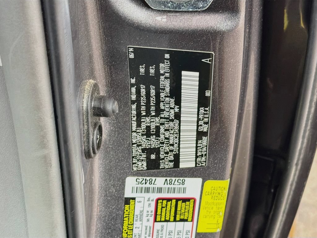 Used 2014 Toyota Sienna XLE FWD image 35