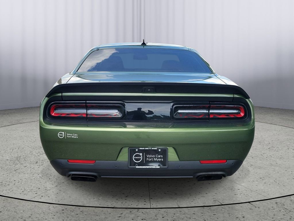 Used 2022 Dodge Challenger SRT Hellcat RWD image 5