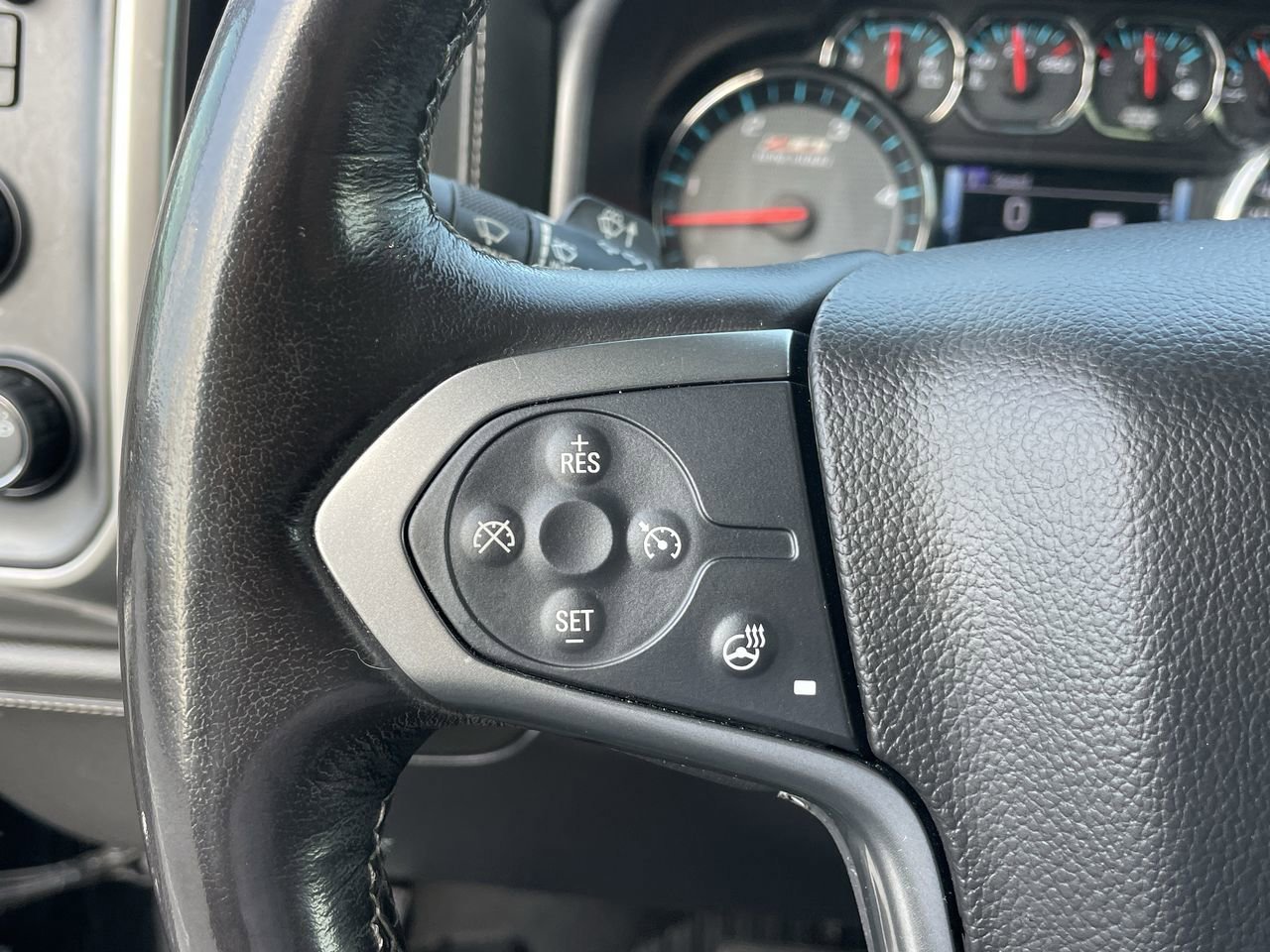 Used 2018 Chevrolet Silverado 2500 LTZ w/ Duramax Plus Package image 28