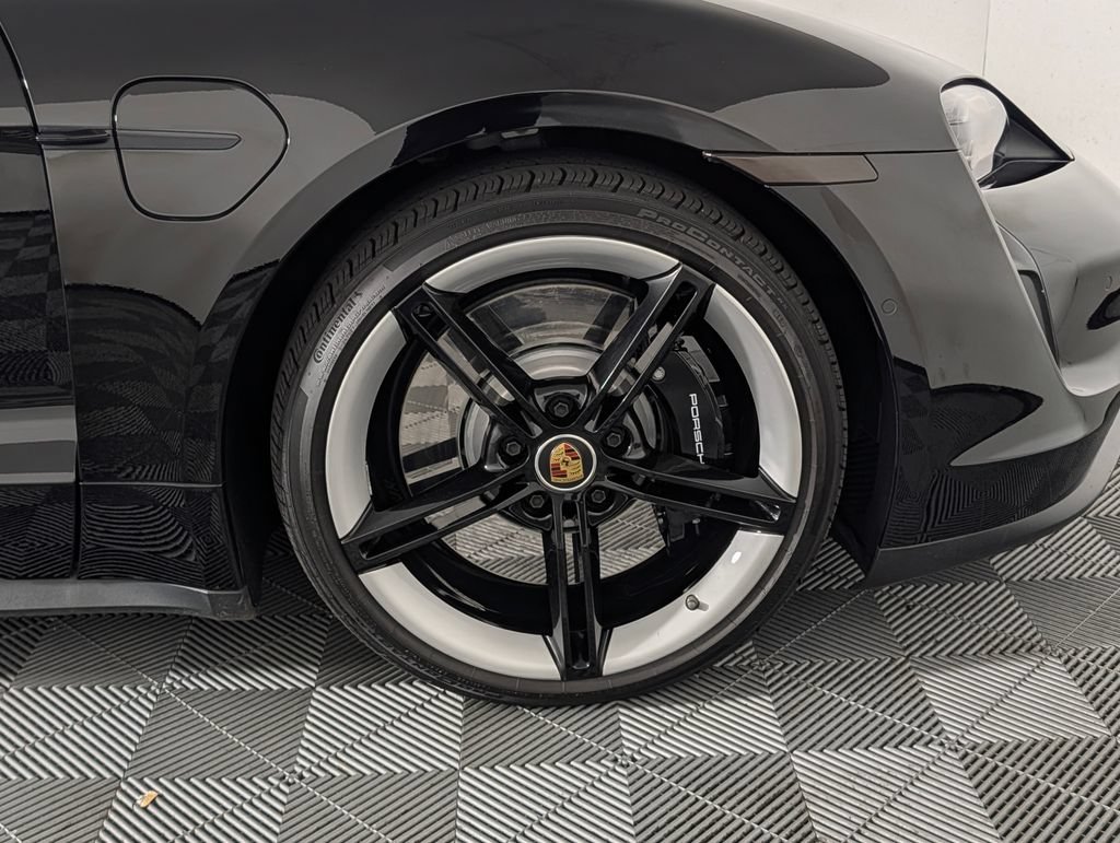Certified 2024 Porsche Taycan 4S AWD/4WD image 14