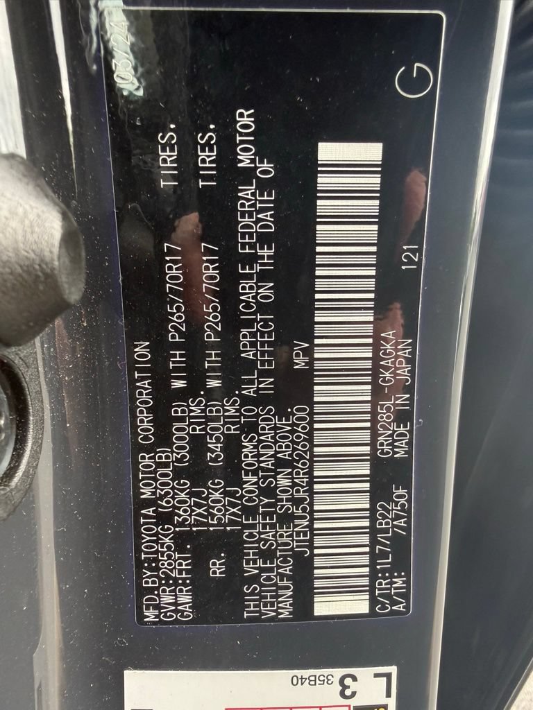 Used 2024 Toyota 4Runner SR5 Premium AWD/4WD image 42