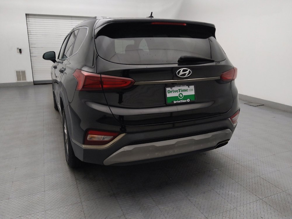Used 2019 Hyundai Santa Fe SE image 6