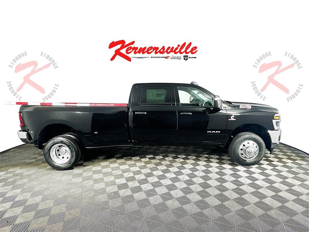 New 2026 RAM 3500 Big Horn image 8