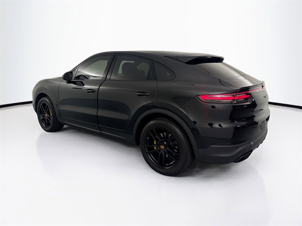 Used 2021 Porsche Cayenne Coupe image 6