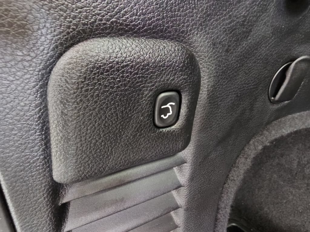 Used 2019 Jeep Grand Cherokee Limited AWD/4WD image 37