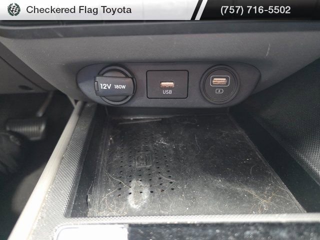 Used 2023 Hyundai Elantra SEL w/ Convenience Package image 18