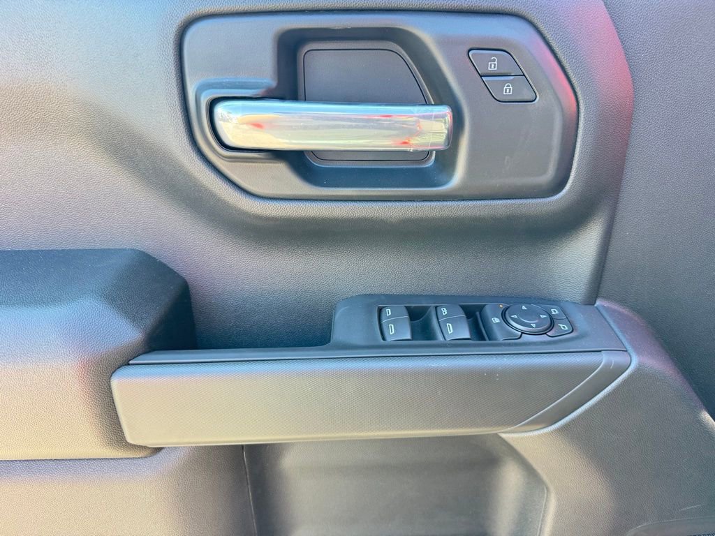 New 2025 Chevrolet Silverado 1500 Custom w/ Turbomax Blackout Package image 28