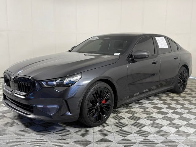 Used 2025 BMW 540i xDrive AWD/4WD video 2