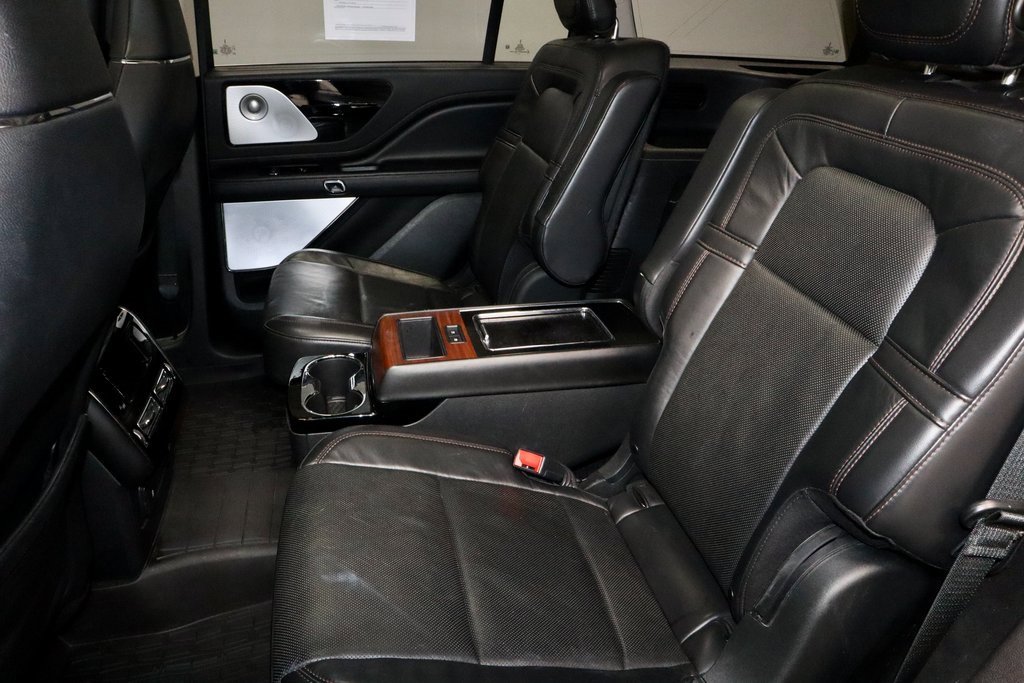Used 2020 Lincoln Aviator Reserve w/ Equipment Group 201A image 21