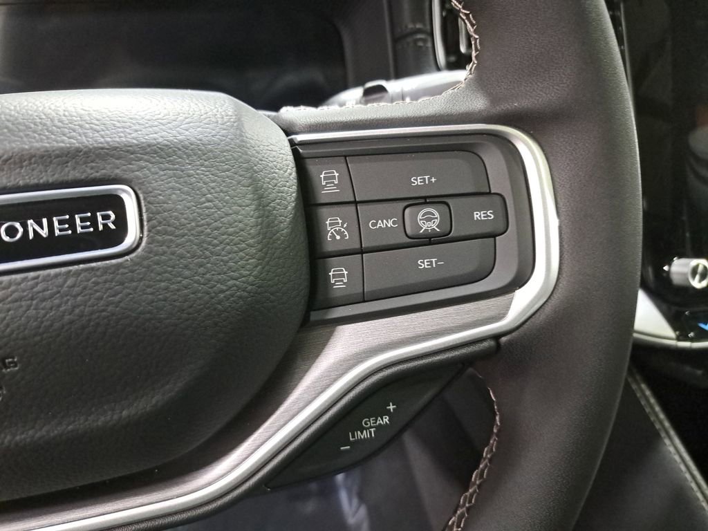 New 2026 Jeep Grand Wagoneer Limited w/ Premium Group II image 18