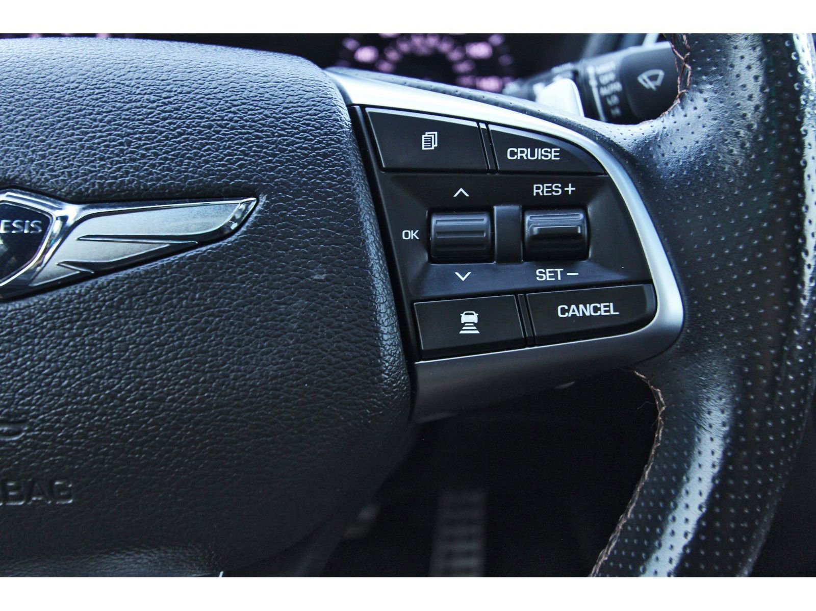 Used 2019 Genesis G80 3.3T Sport RWD image 19