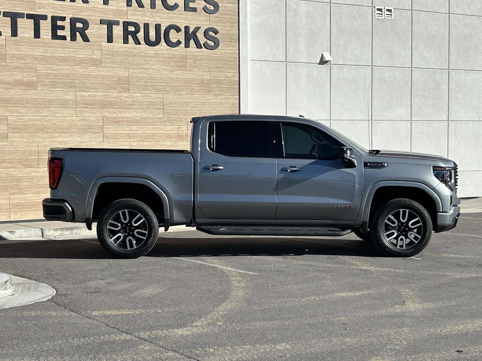 Used 2025 GMC Sierra 1500 AT4 w/ AT4 Premium Package image 10