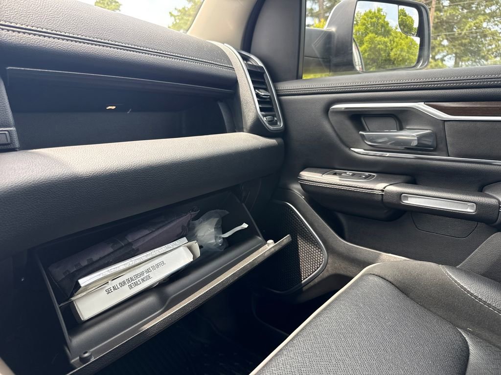 Used 2022 RAM 1500 Laramie AWD/4WD image 37