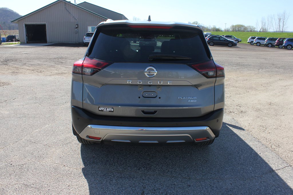 Used 2021 Nissan Rogue Platinum AWD/4WD image 6