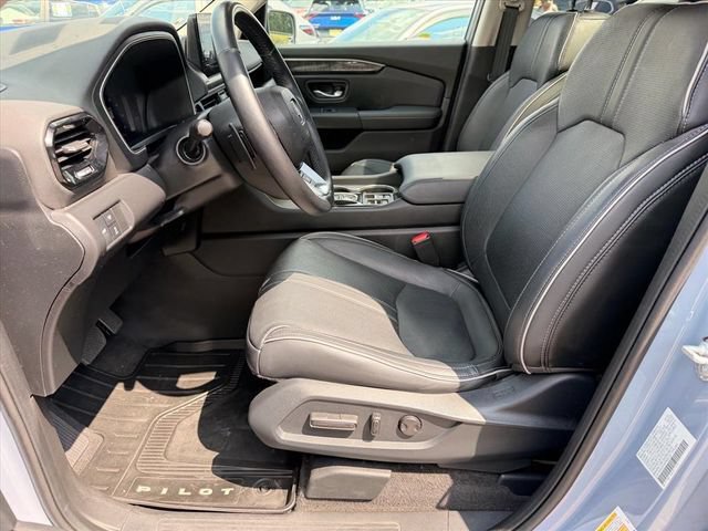 Used 2023 Honda Pilot Elite image 10