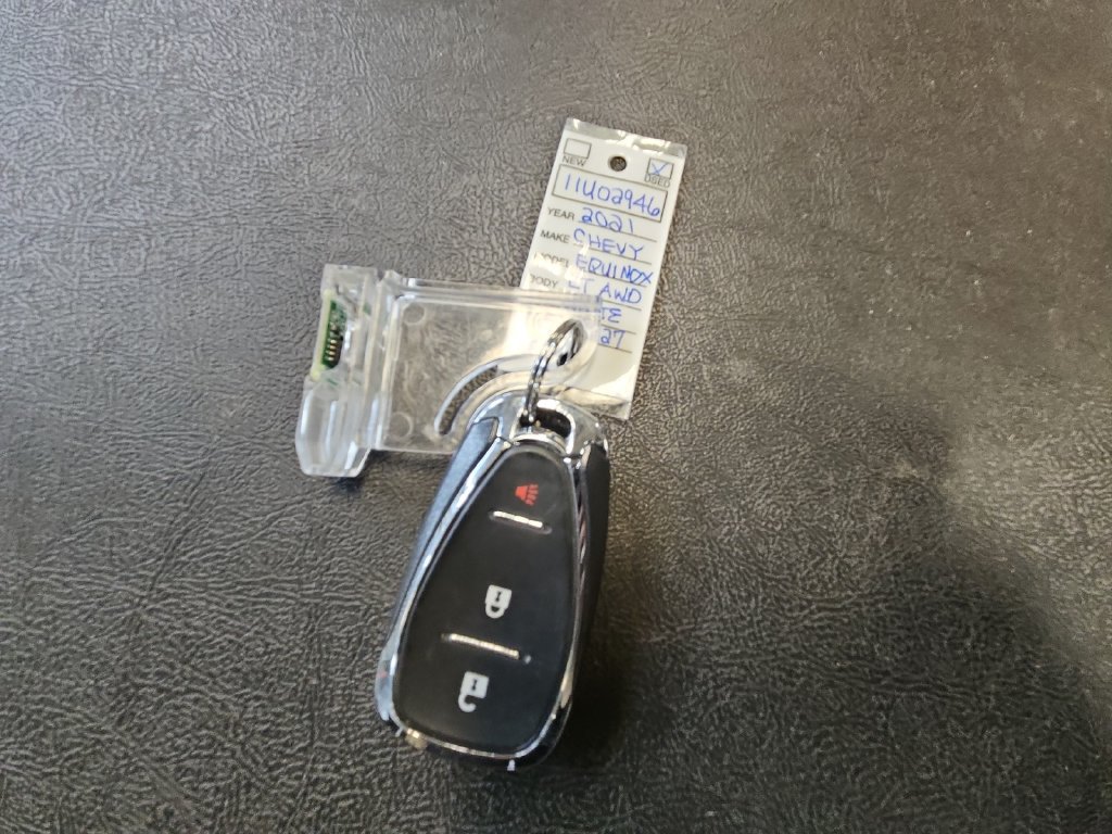 Used 2021 Chevrolet Equinox LT AWD/4WD image 34
